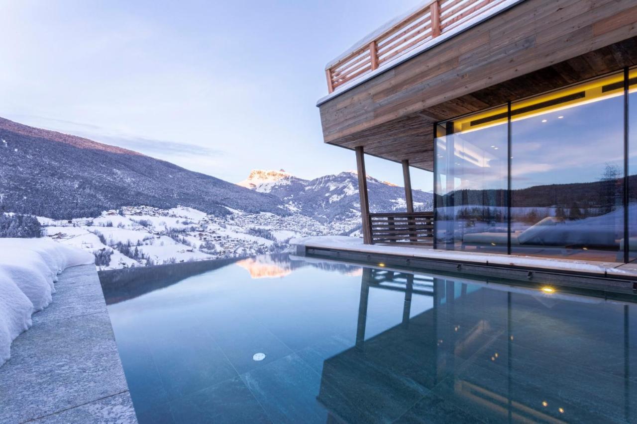 Hotel Niblea Dolomites オルティゼーイ エクステリア 写真
