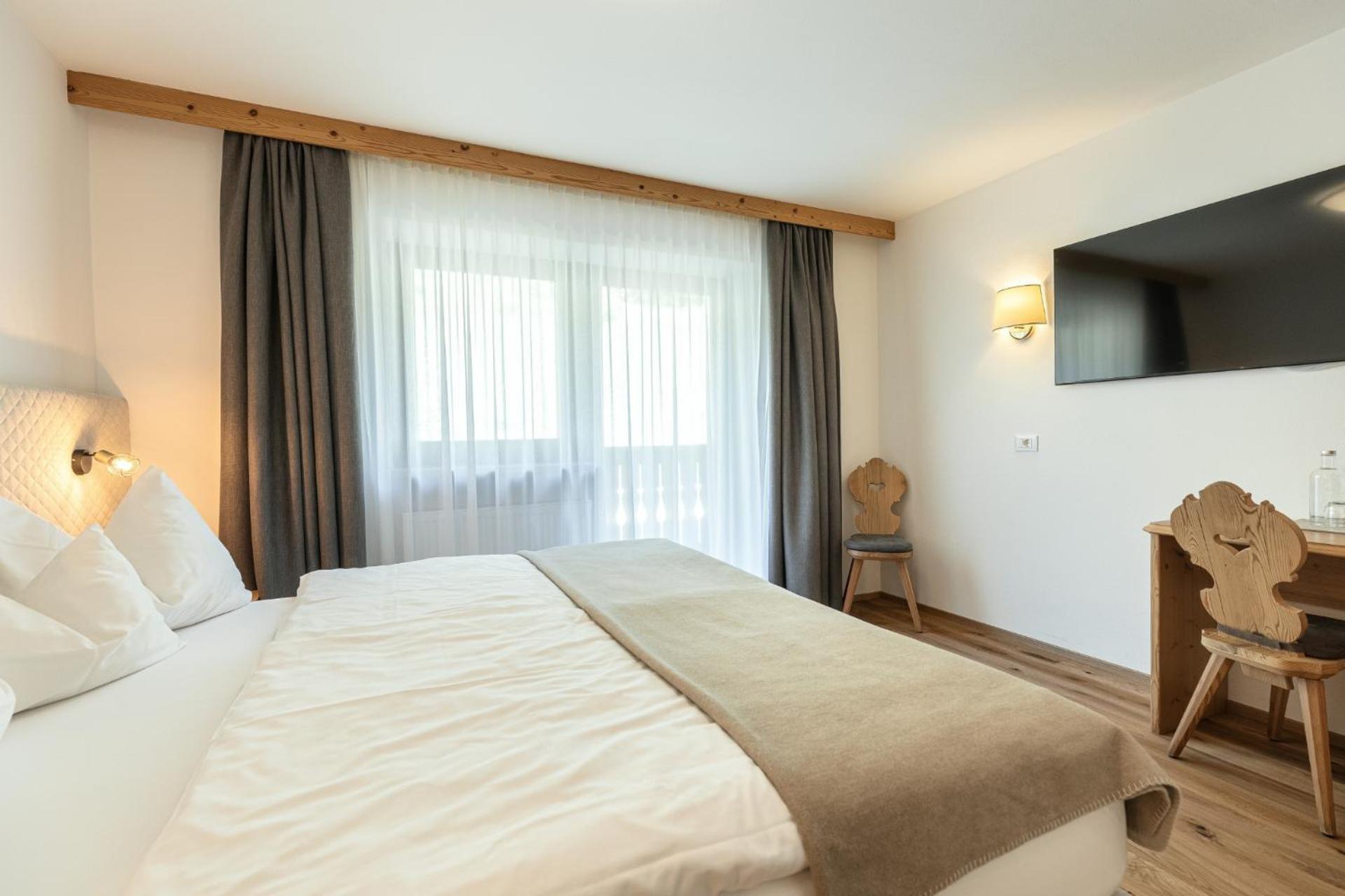 Hotel Niblea Dolomites オルティゼーイ エクステリア 写真