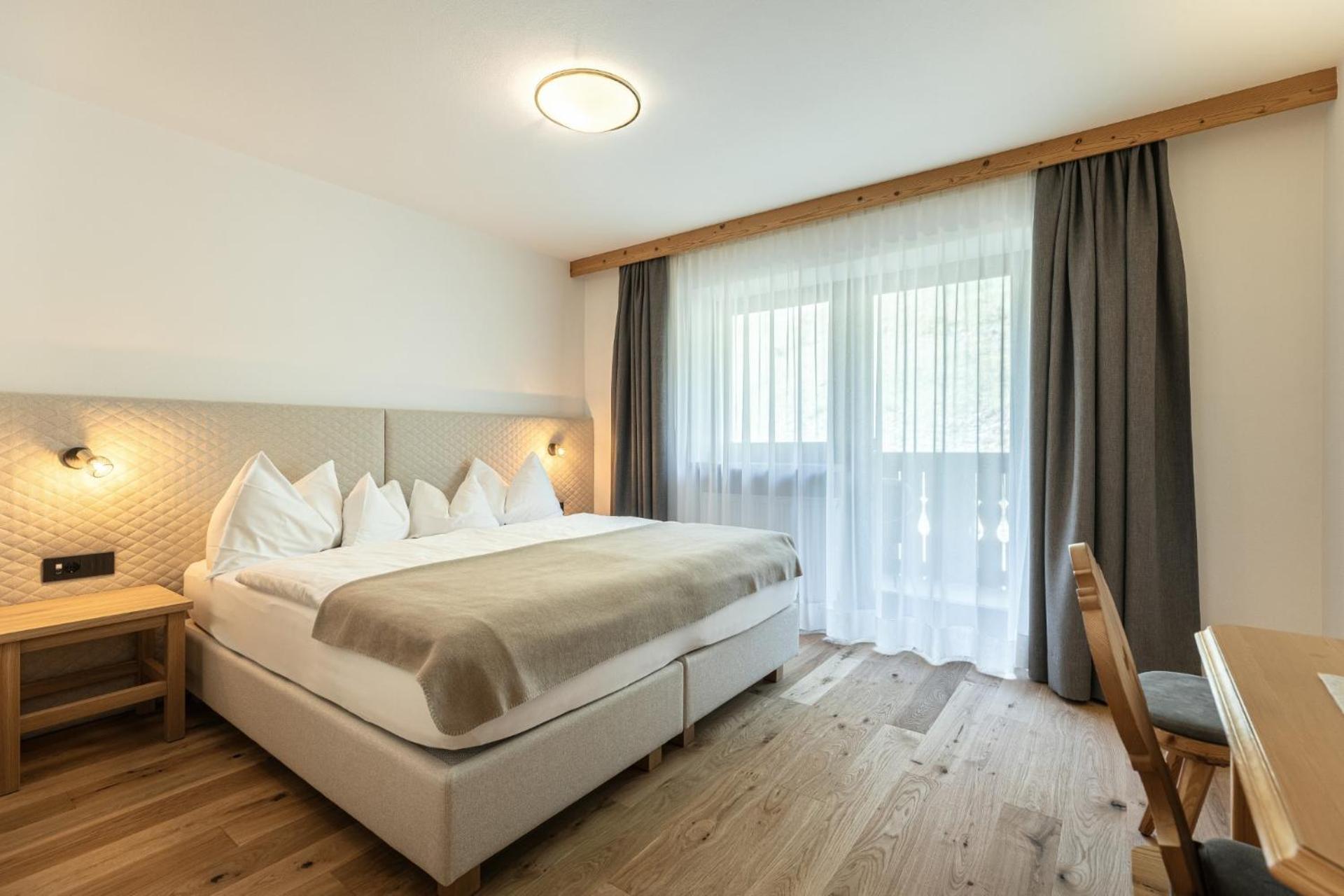 Hotel Niblea Dolomites オルティゼーイ エクステリア 写真
