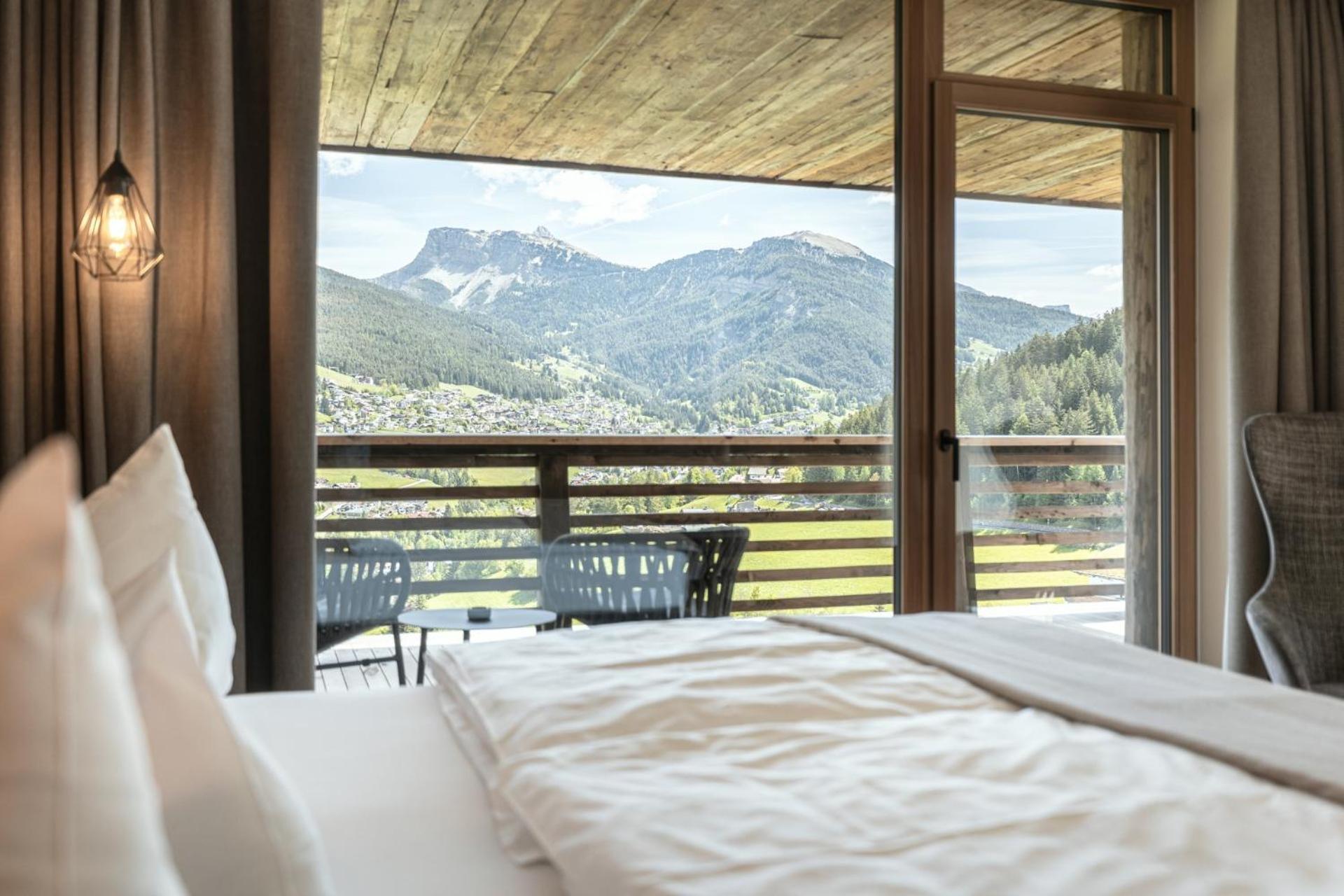 Hotel Niblea Dolomites オルティゼーイ エクステリア 写真