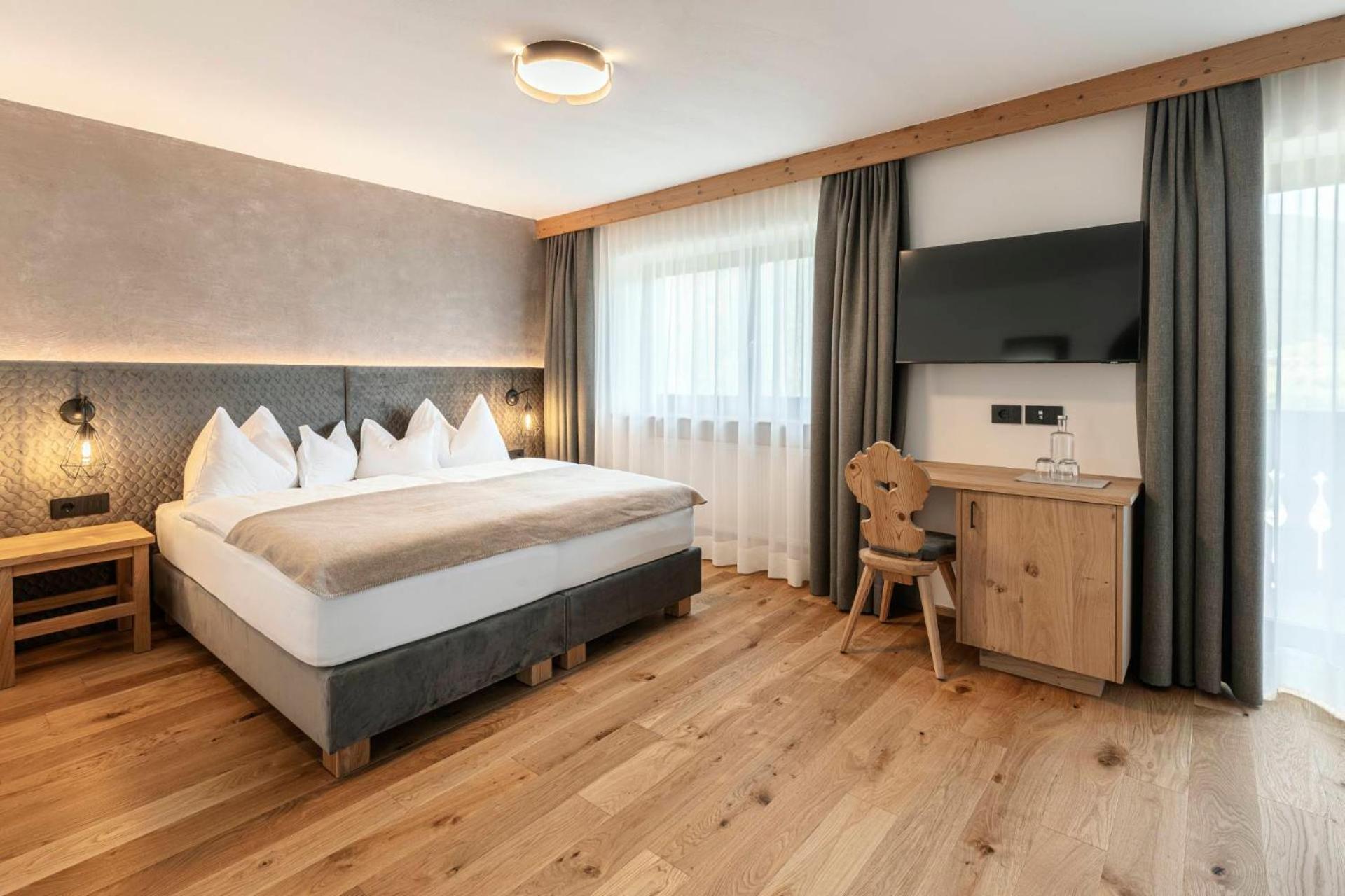 Hotel Niblea Dolomites オルティゼーイ エクステリア 写真